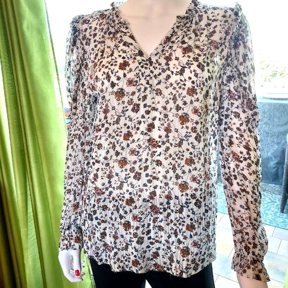 LOFT Tops - 100% Viscose Prairie Top by Loft: Ann Taylor: Size M.